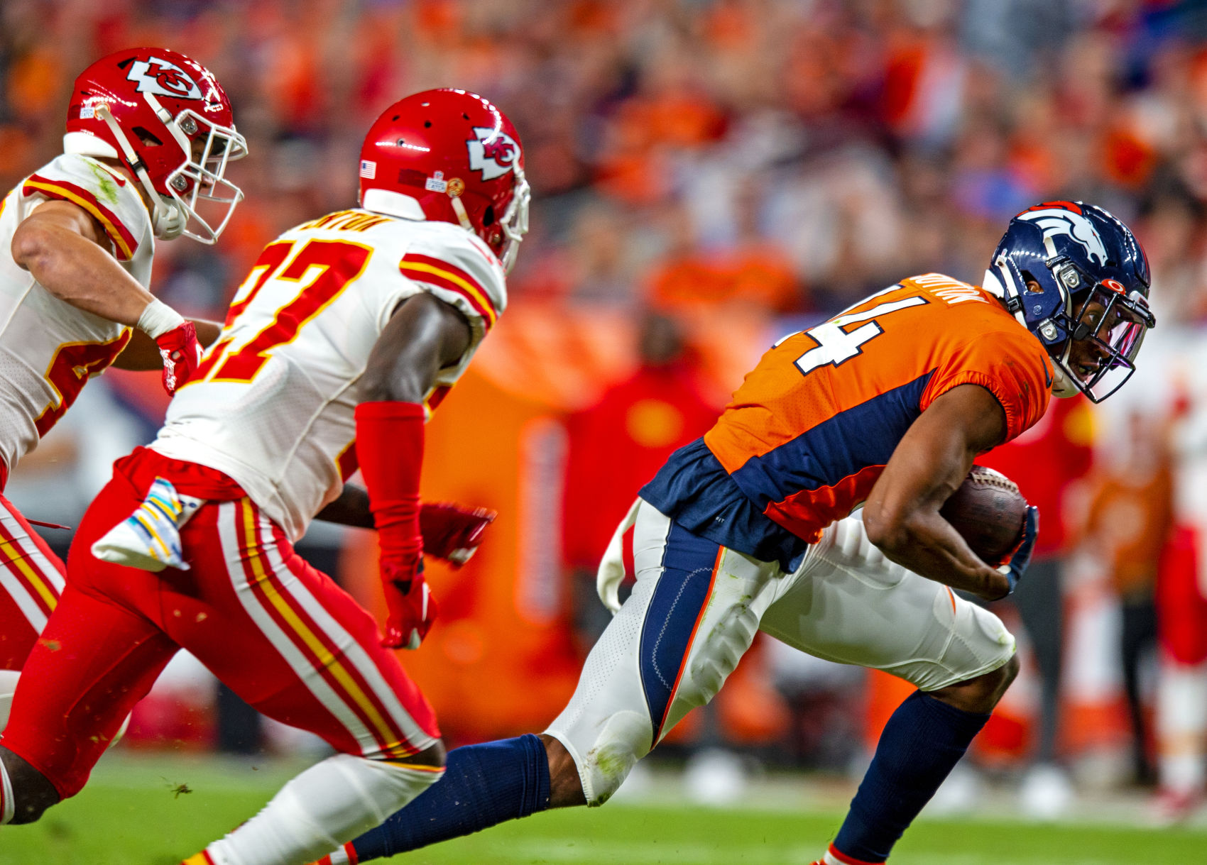 101819-s-broncos 06.JPG
